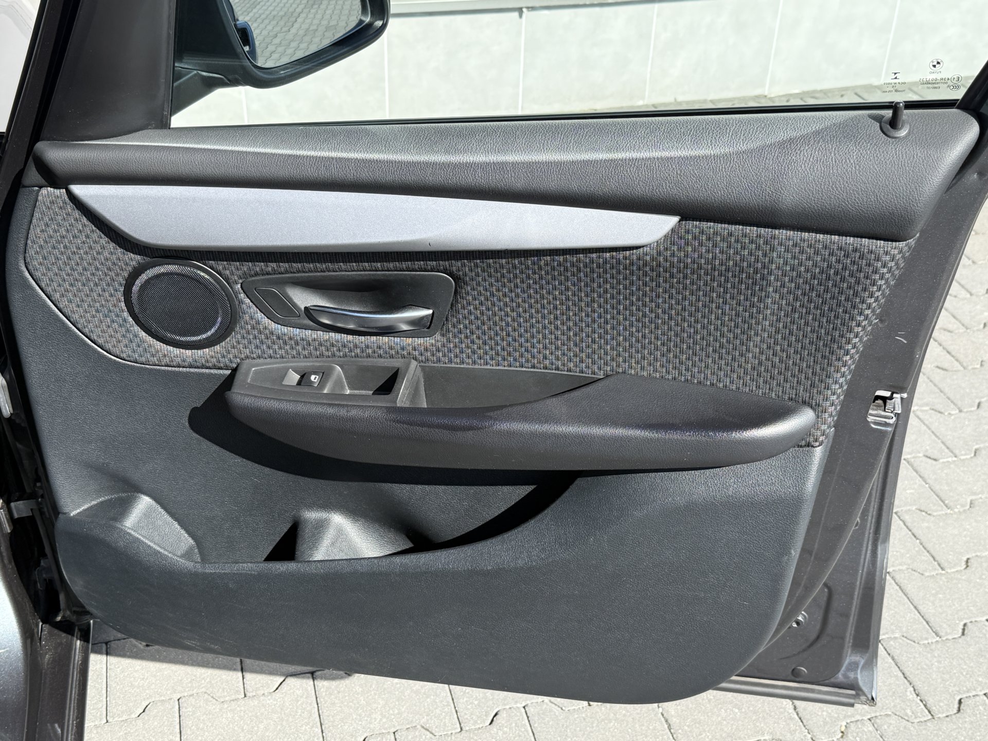 BMW Seria 2 Advantage — zdjęcie