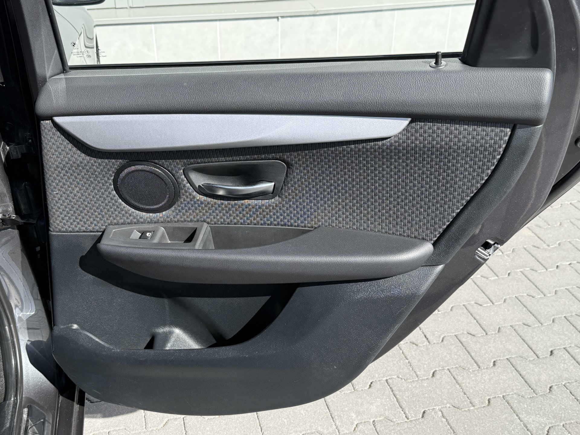 BMW Seria 2 Advantage — zdjęcie