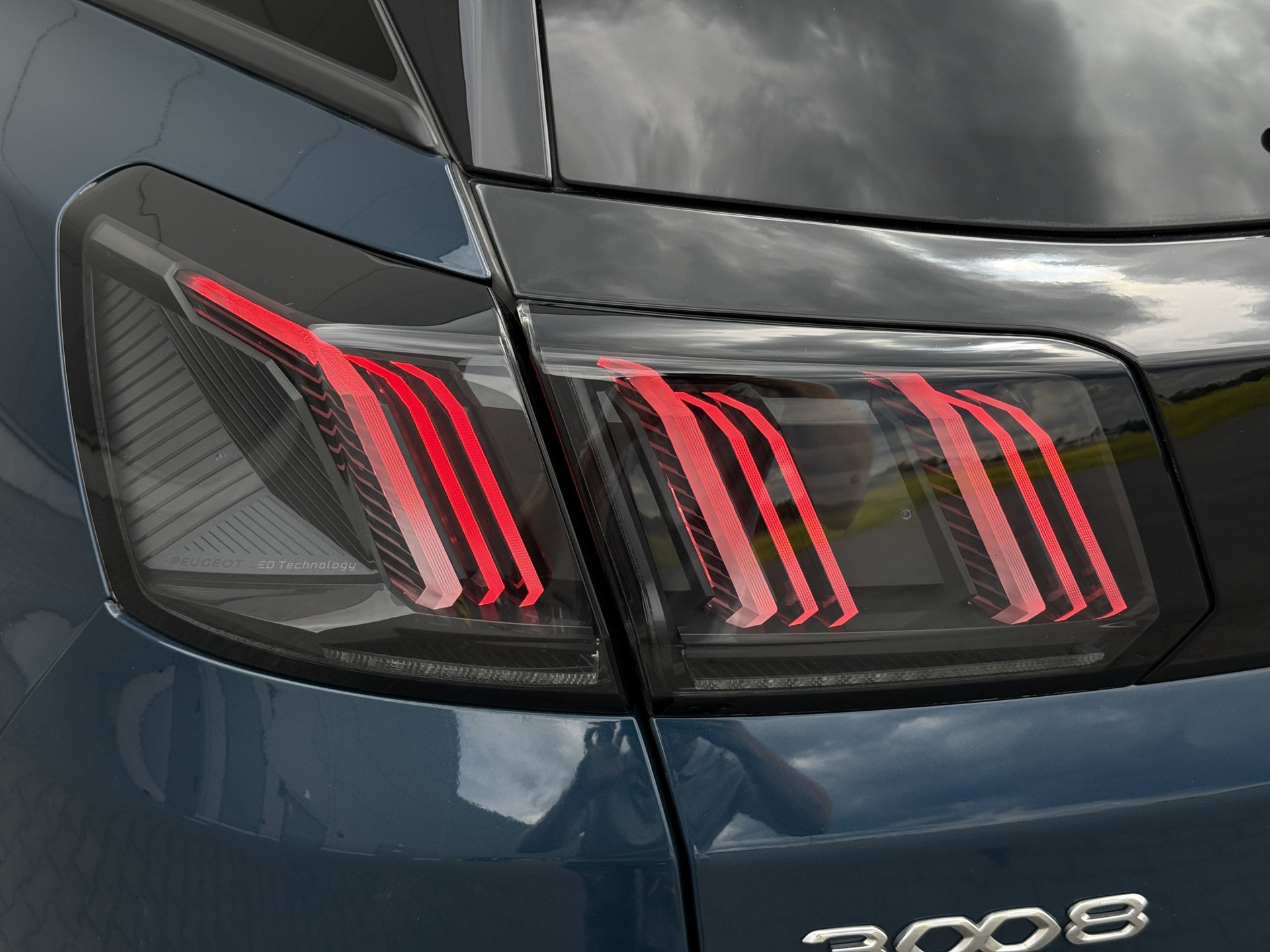 Peugeot 3008 1.5 BlueHDi 130 Allure Pack — zdjęcie