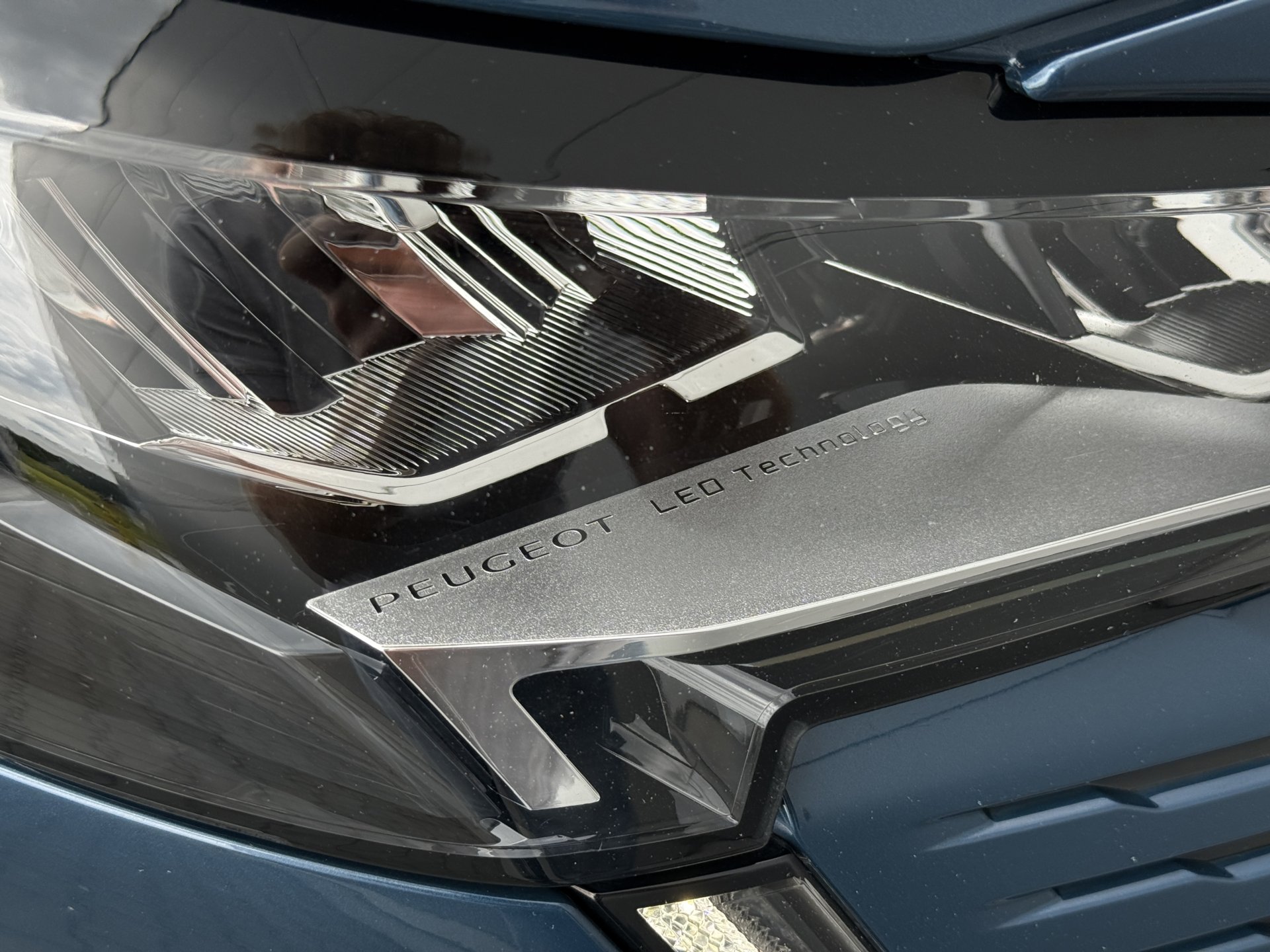 Peugeot 3008 1.5 BlueHDi 130 Allure Pack — zdjęcie